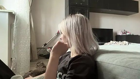 Alice_Dimpers