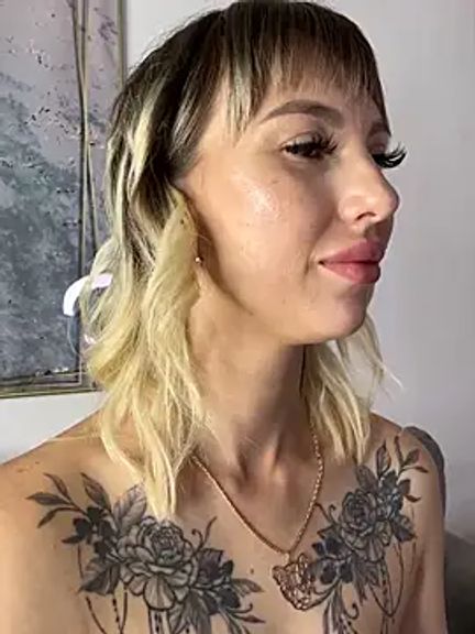 TeaseBabeXXX
