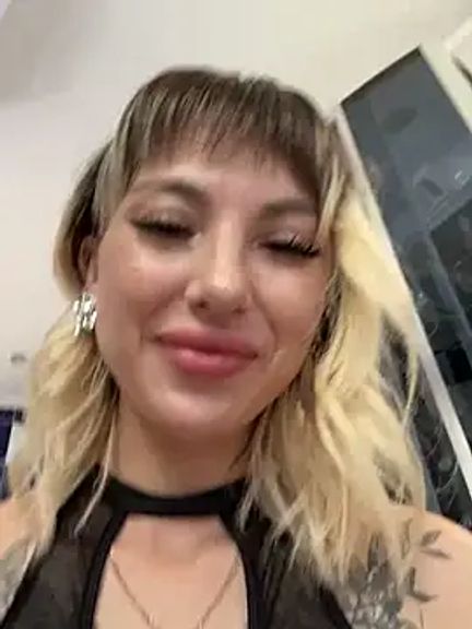 TeaseBabeXXX