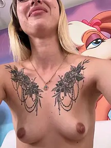 TeaseBabeXXX