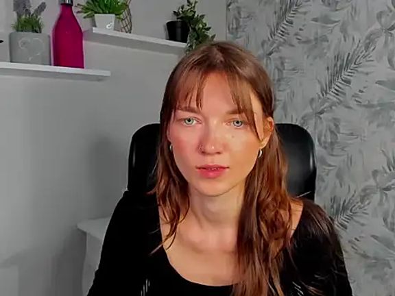 KiraBliss28