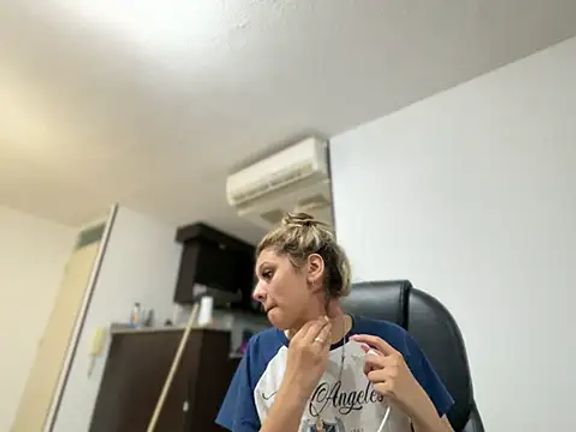 alison_parkerrr26