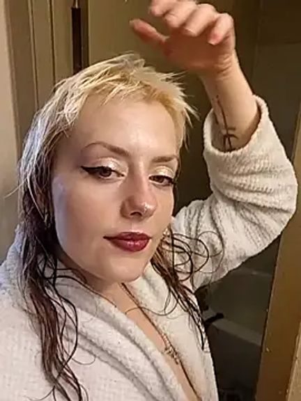 SKYLRose