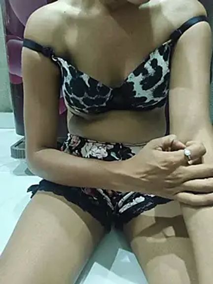 Shanaya_001