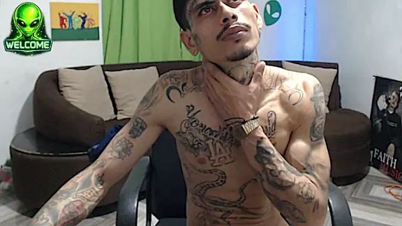 alpha_zom