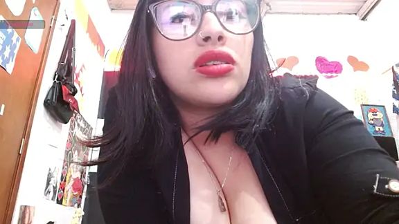 Saray_extrovert_