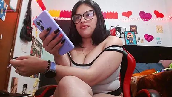 Saray_extrovert_