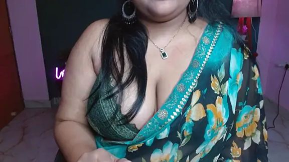 Naughty_Ayesha1