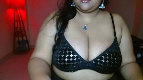 Naughty_Ayesha1