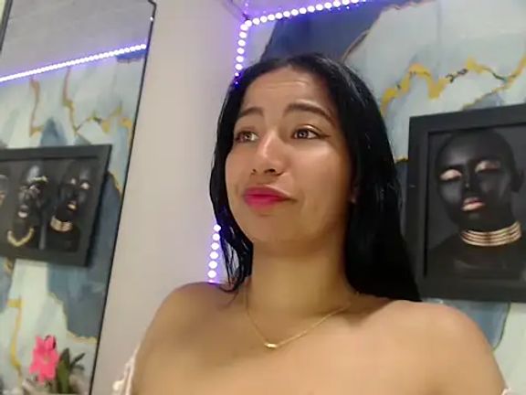 Yasmine_Tapias