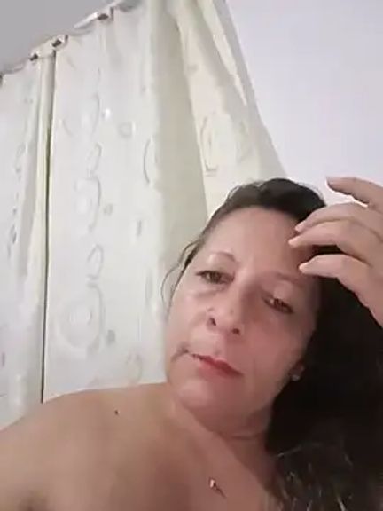 Nikki_milf69