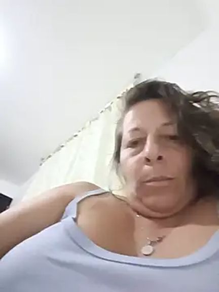 Nikki_milf69
