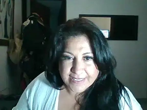 CurvyFireLatina