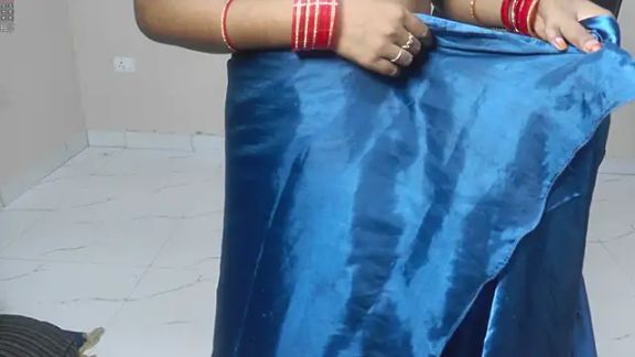 Hot_Bhabhi_1