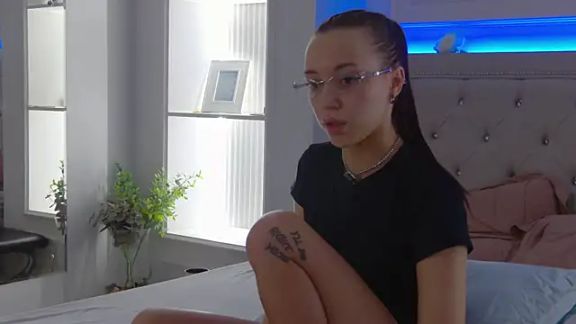 Zoey_Neal