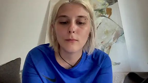 Ella_Bloom