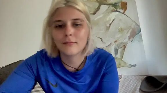 Ella_Bloom
