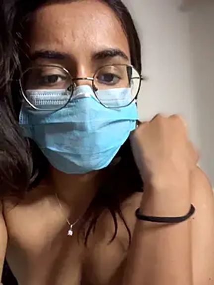 Hot_Niya2