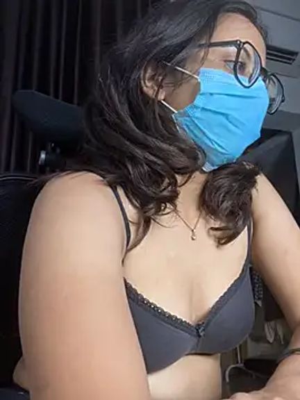 Hot_Niya2
