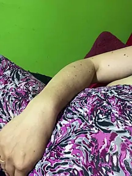 Tiana_tits