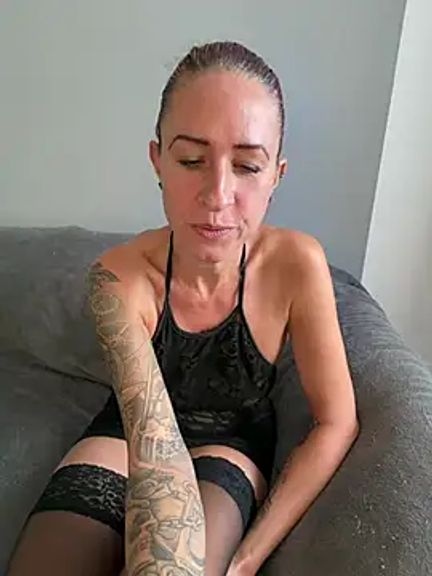 GermanMilfJasmin