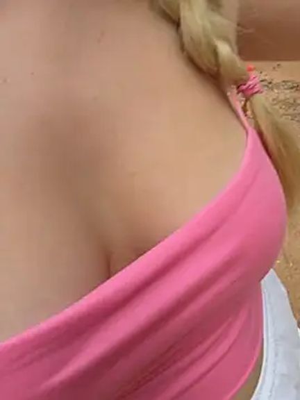 AmmyHot