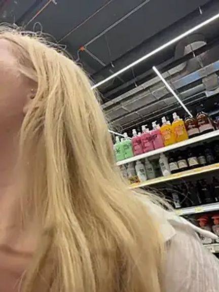 AmmyHot