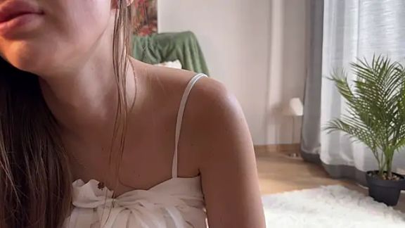 Mia_Luxes