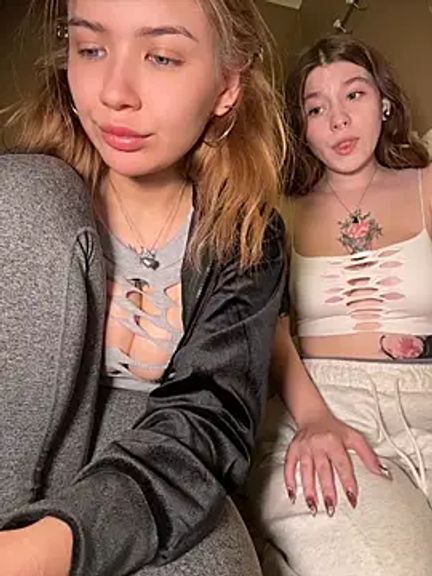FlashTitsRoyal
