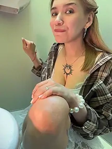 FlashTitsRoyal