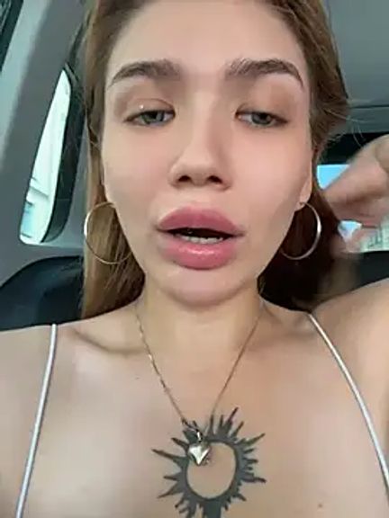FlashTitsRoyal