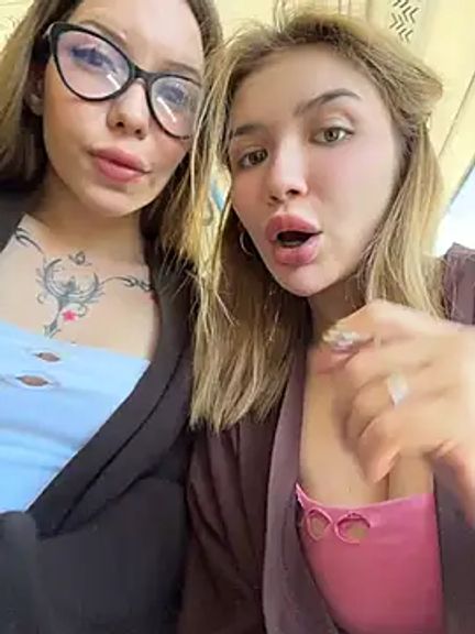 FlashTitsRoyal