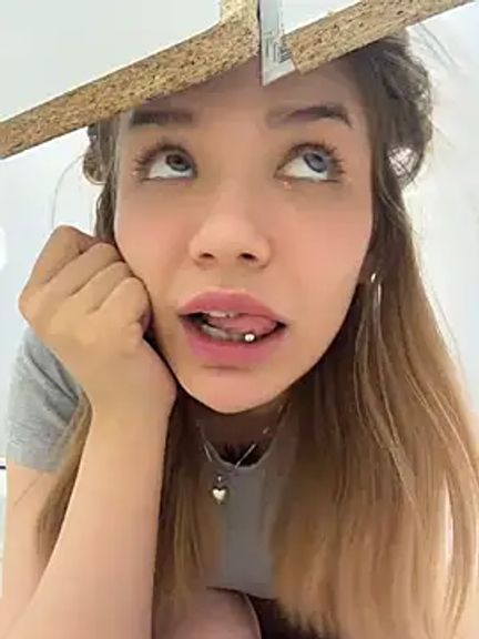 FlashTitsRoyal