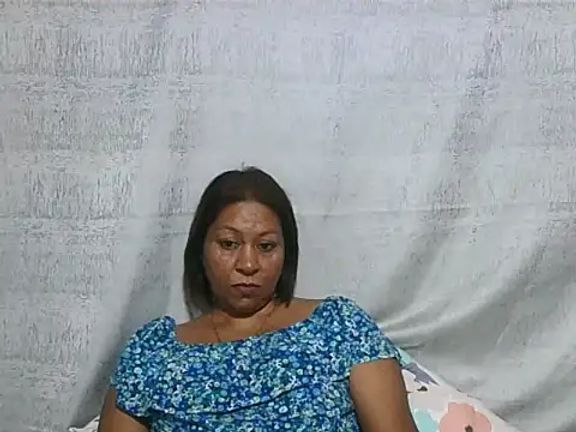 IndianSexyMilf69