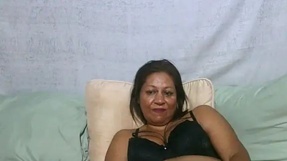 IndianSexyMilf69