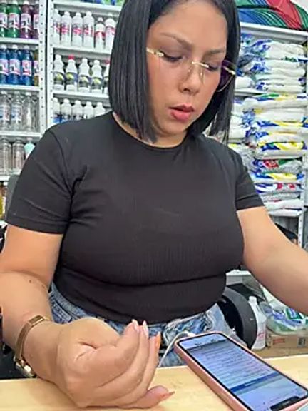 ISABELLA__LUNA