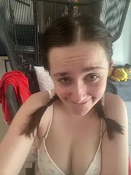 Ana_Delacour