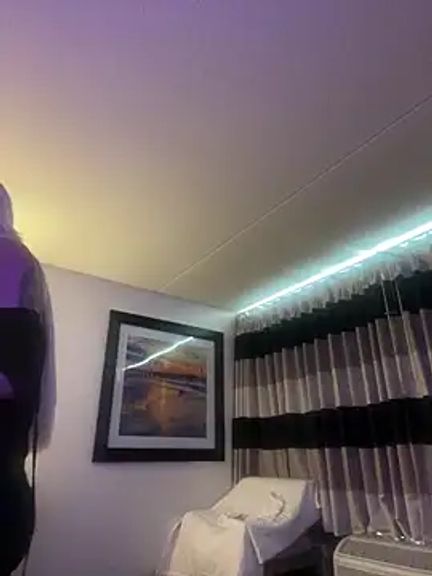 blonDDbombsheLL99