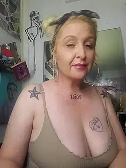 NutNmyGUTdaddy