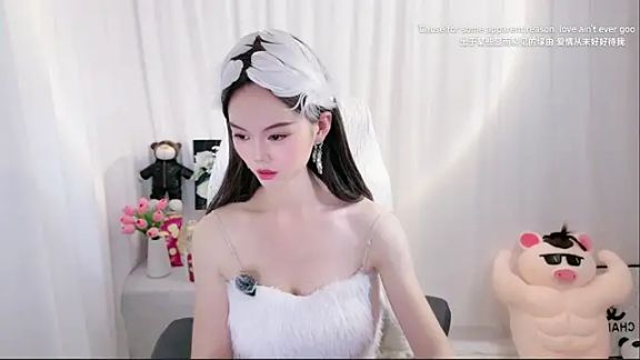 Ella-008