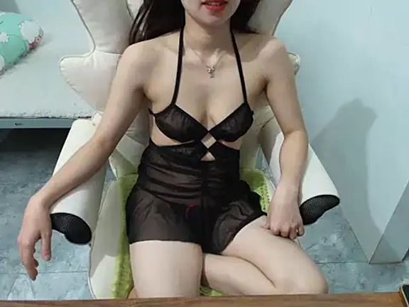 Bella_babyhot
