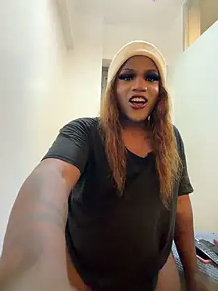 ladyboyxxl