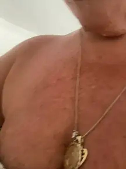 MoistCurveyChanel