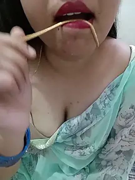 Anushka_tamil_kannada