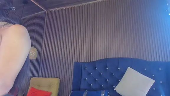Chloe_Belll