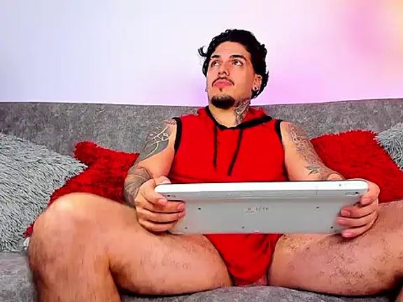 Austin_Rayne