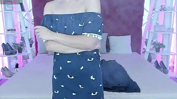 Livia_Shy