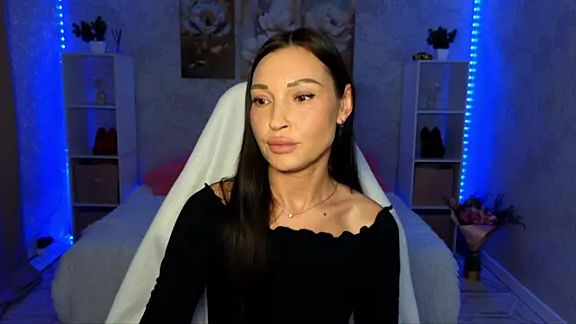 NikoleMills