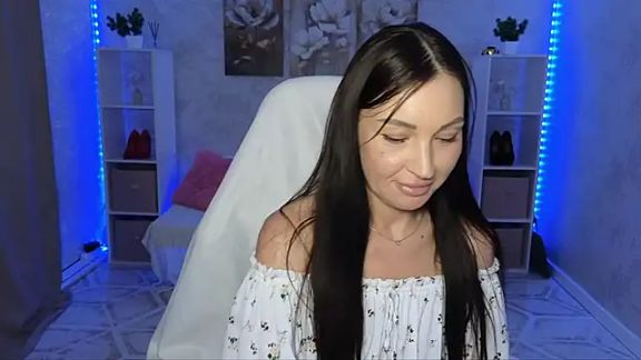 NikoleMills