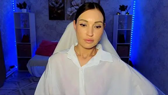 NikoleMills